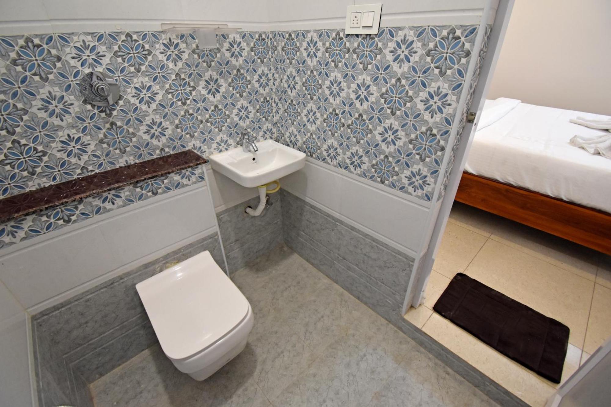 Cannan Residency Purnankuppam Exterior photo